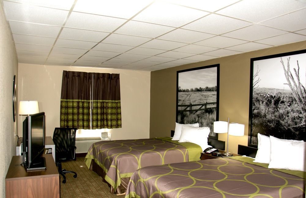 Super 8 By Wyndham Buffalo Eksteriør billede